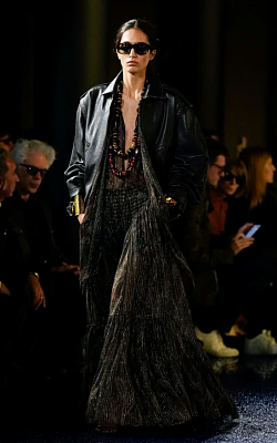 Saint Laurent весна/лето 2025