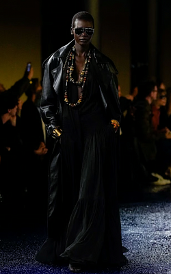 Saint Laurent весна/лето 2025