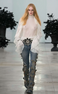 Blumarine осень/зима 2025/2026