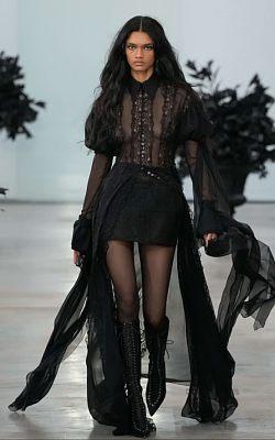 Blumarine осень/зима 2025/2026
