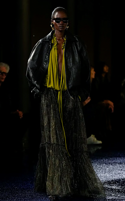 Saint Laurent весна/лето 2025